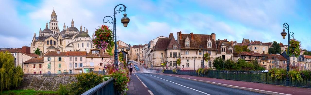 Logis 8 St Front Gite Urbain Perigueux Exterior photo
